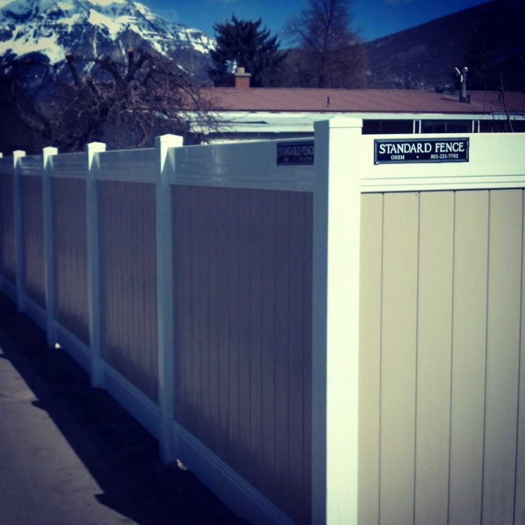 Black Iron & White Vinyl Privacy Fence - Utah County • Vinyl